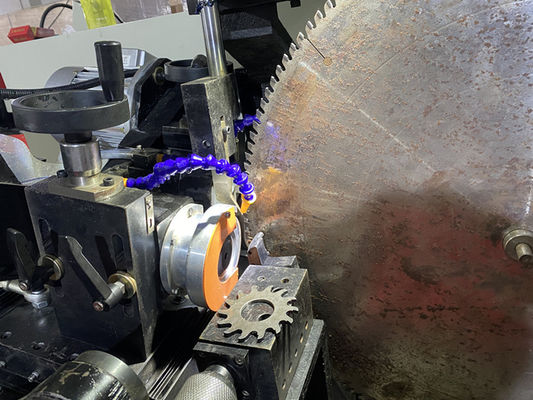 Máquina de rectificación de cuchillas con doble cabeza de rectificación CNC automática LDX-028A