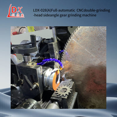 Máquina de molienda de ángulo lateral de doble cabeza de molienda de hoja de sierra CNC completa LDX-028A