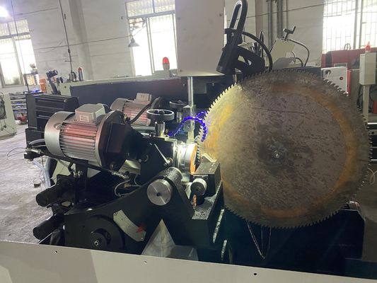 LDX-028A Máquina de afilado lateral de cabeza de molienda doble con hoja de sierra circular CNC de servo completo