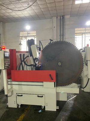 LDX-026A Diámetro de molienda 200-1300MM Máquina de molienda de engranajes de hoja de sierra circular totalmente CNC